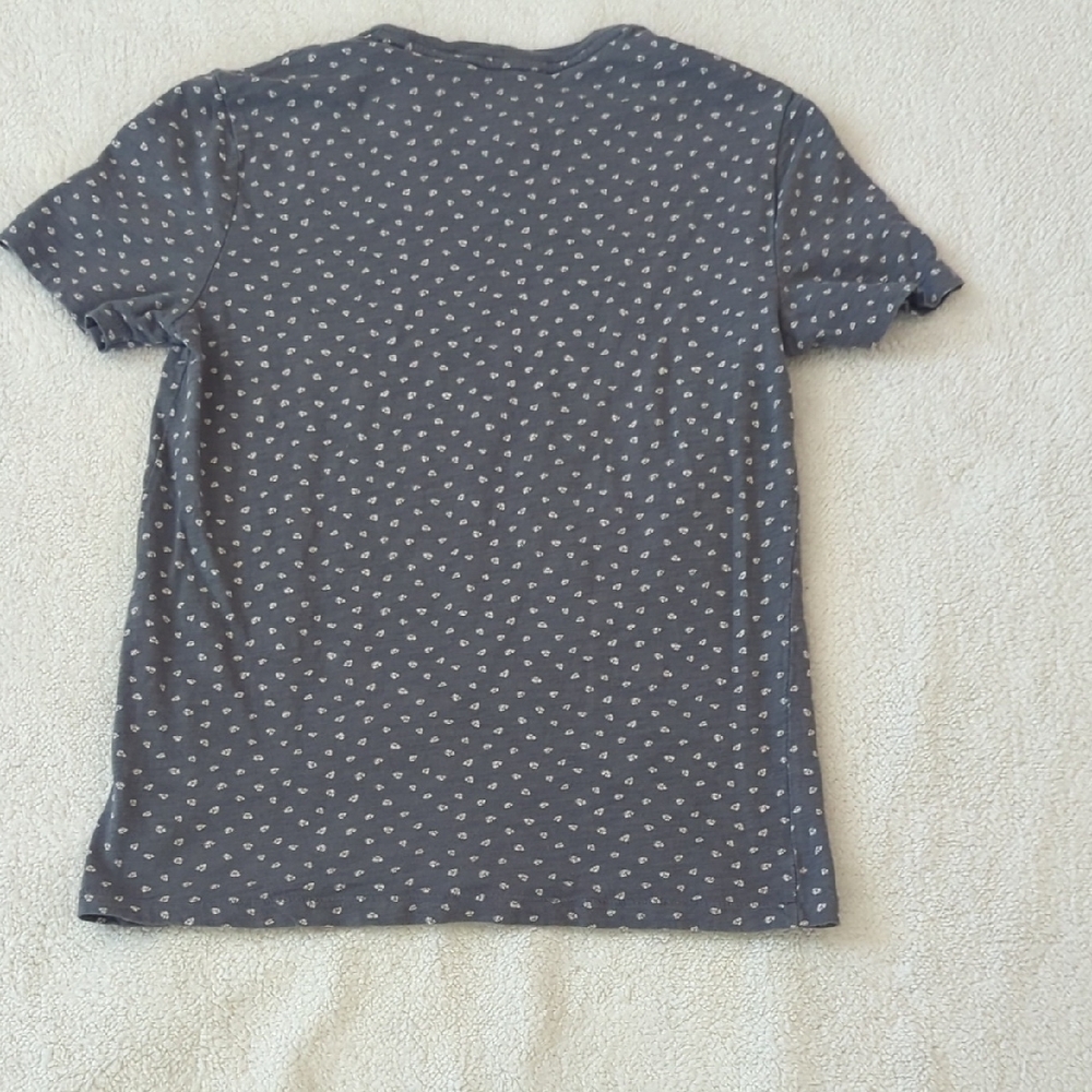 Express T-Shirt - Picture 2 of 4